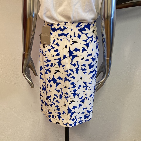 Anthropologie Silk Skirt, 10 - Picture 4 of 5